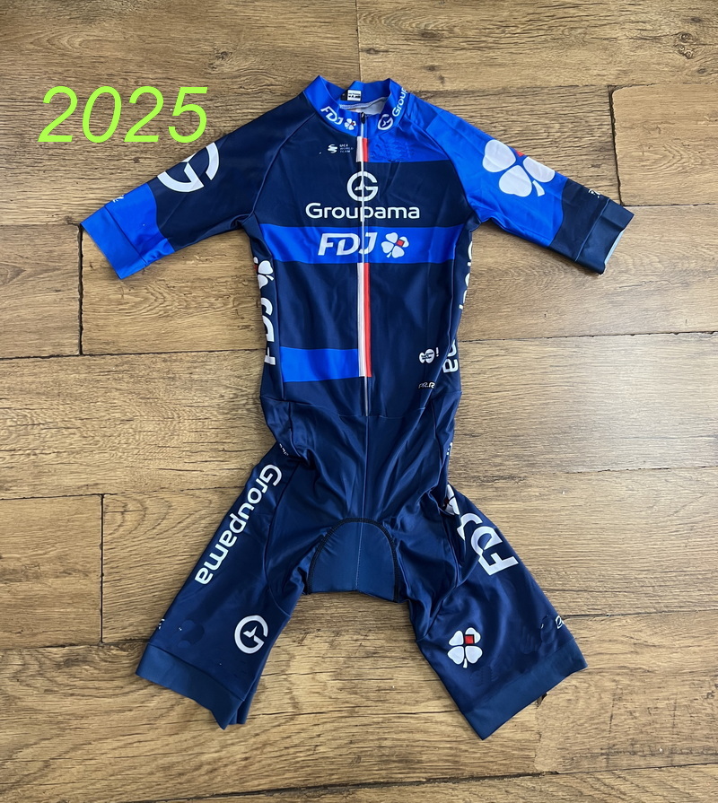 LASER CUT Dermotuta 2026 2025  - Cycling Gear Leaderboard recensione e prezzo